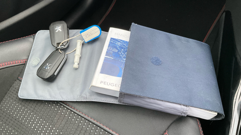 Peugeot 2008 1.2 PureTech 110 GT Line 5dr Petrol Estate